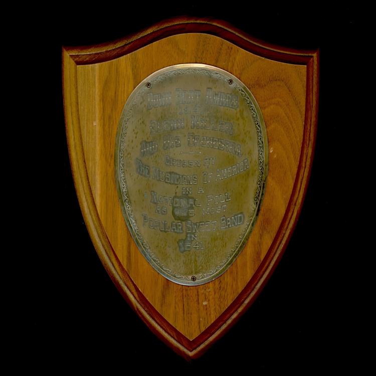 Glen Miller band plaque